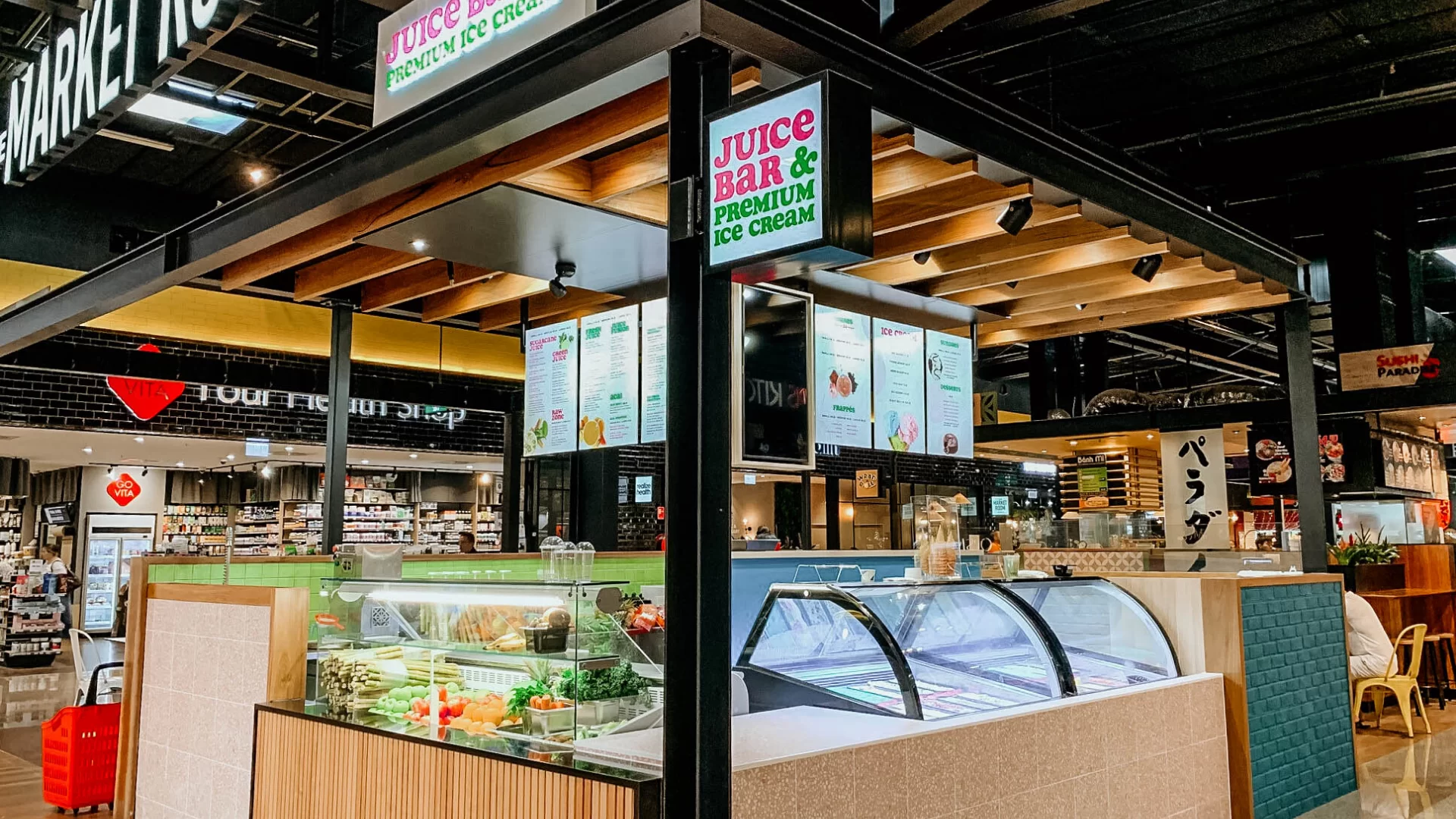 Juice Bar & Premium Ice Cream